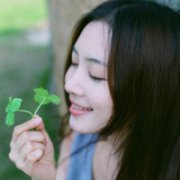 ɭϵƯŮͷ񣺴 黹Զ