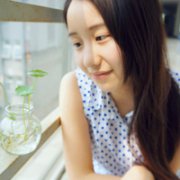 ɭϵƯŮͷ񣺴 黹Զ